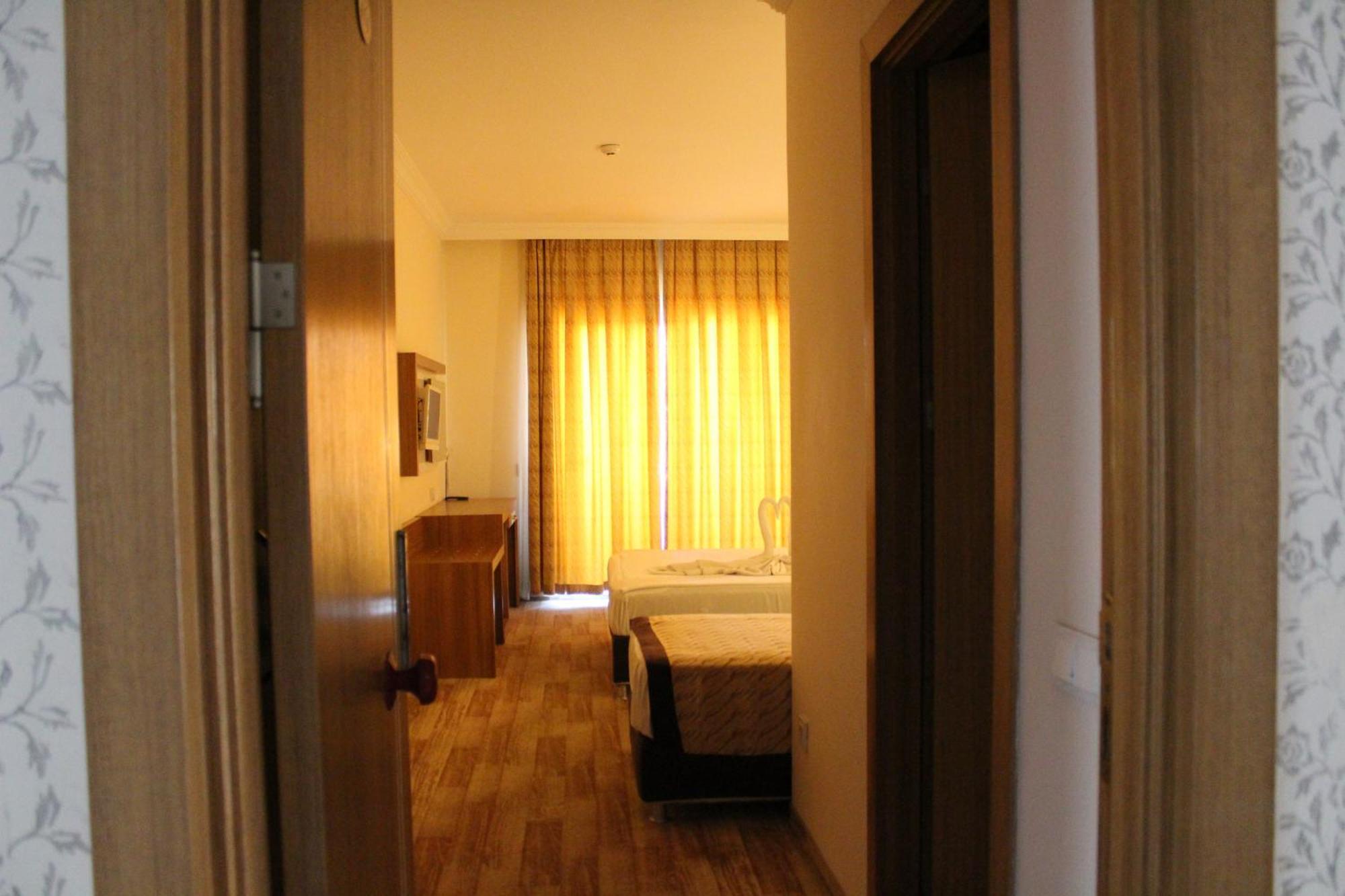 Hotel Mitos Alanya Esterno foto