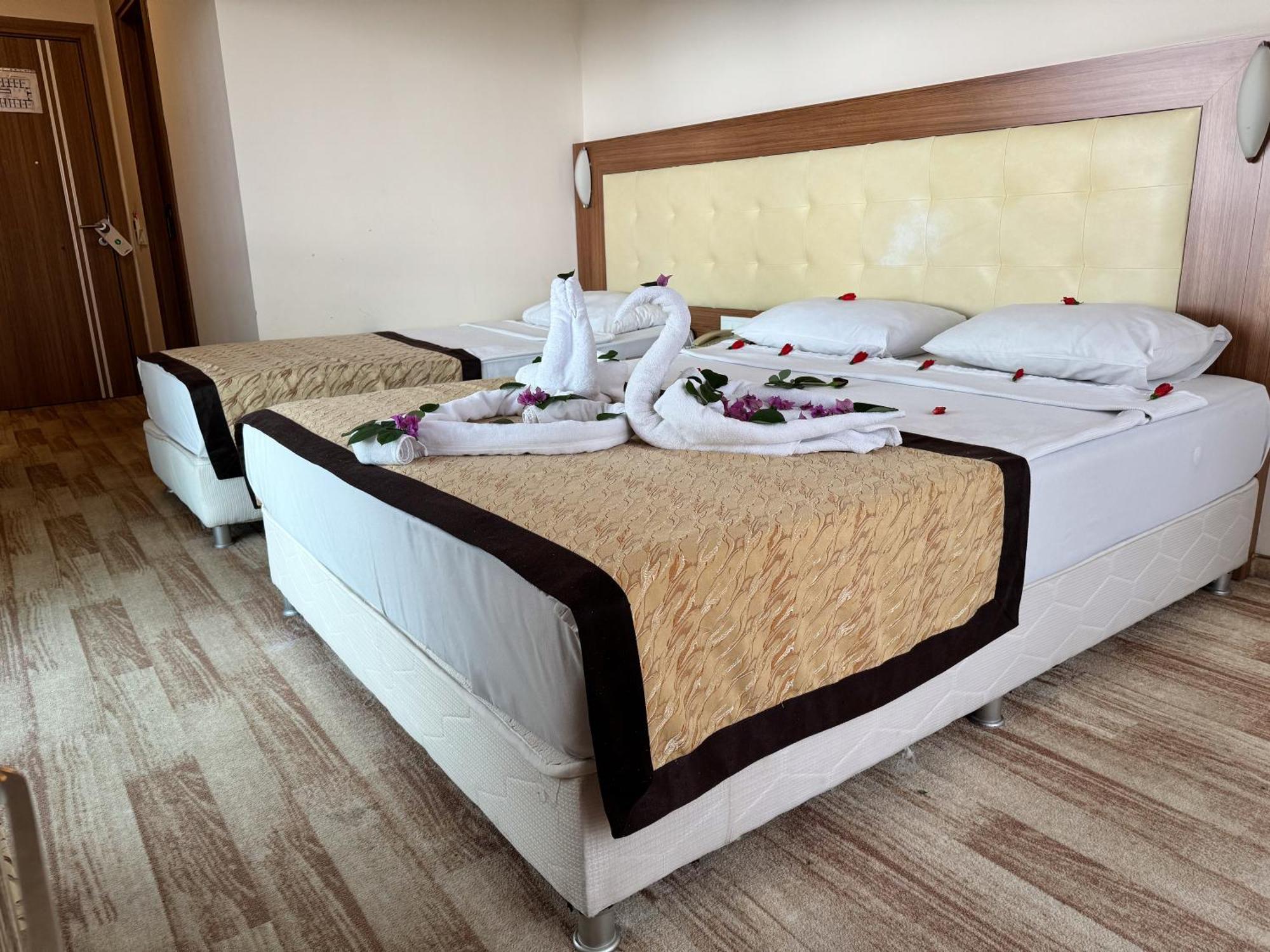 Hotel Mitos Alanya Esterno foto
